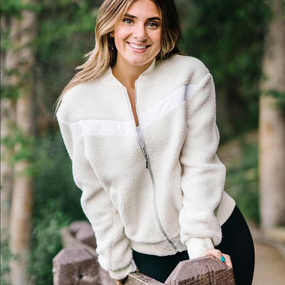 Zyia White Flying V Fleece Jack - Picture 1 of 4